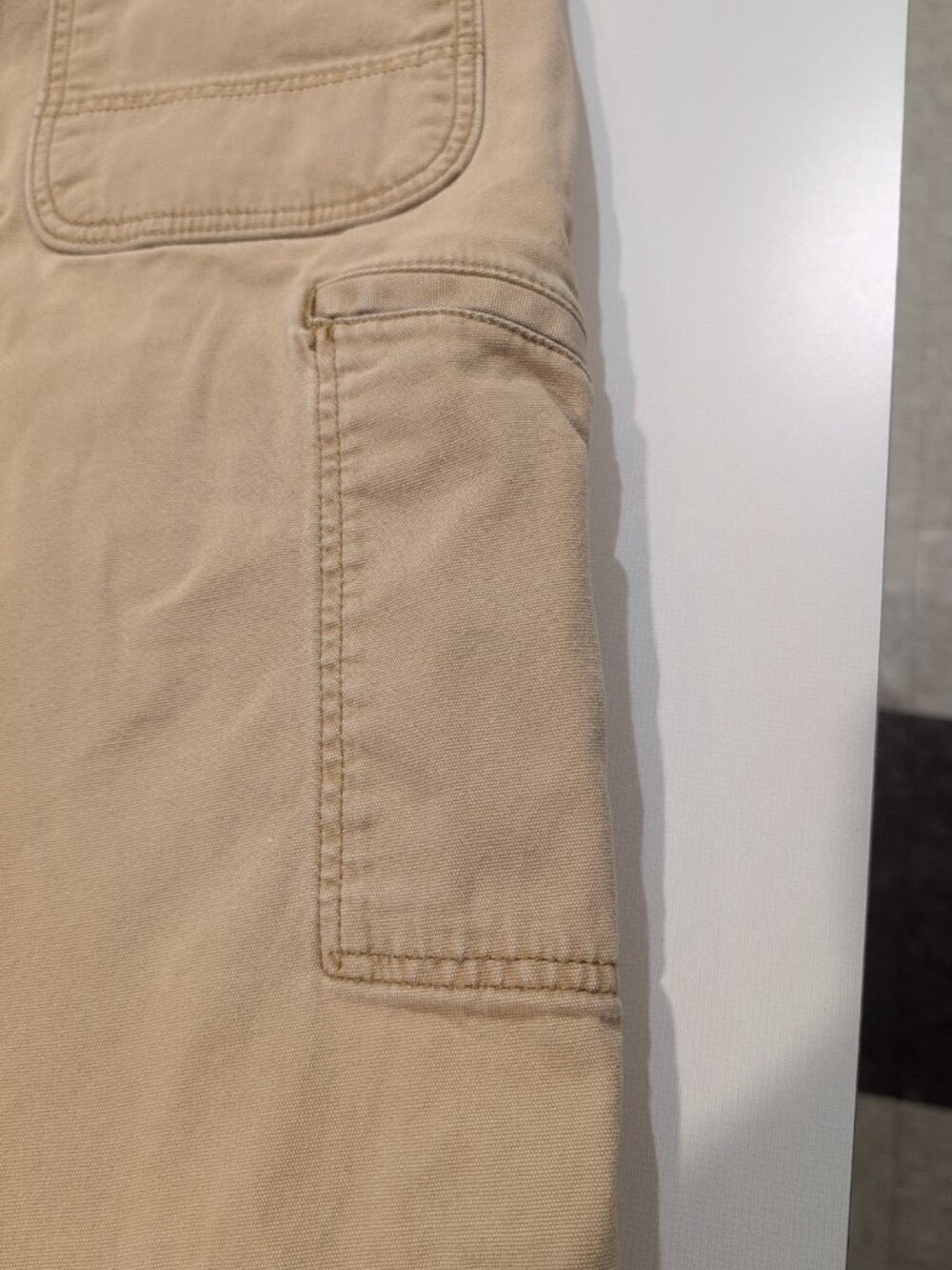Carhartt Pants Mens 44 Relaxed Fit Tan Shorts Khakis Solid Workwear - Picture 7 of 9